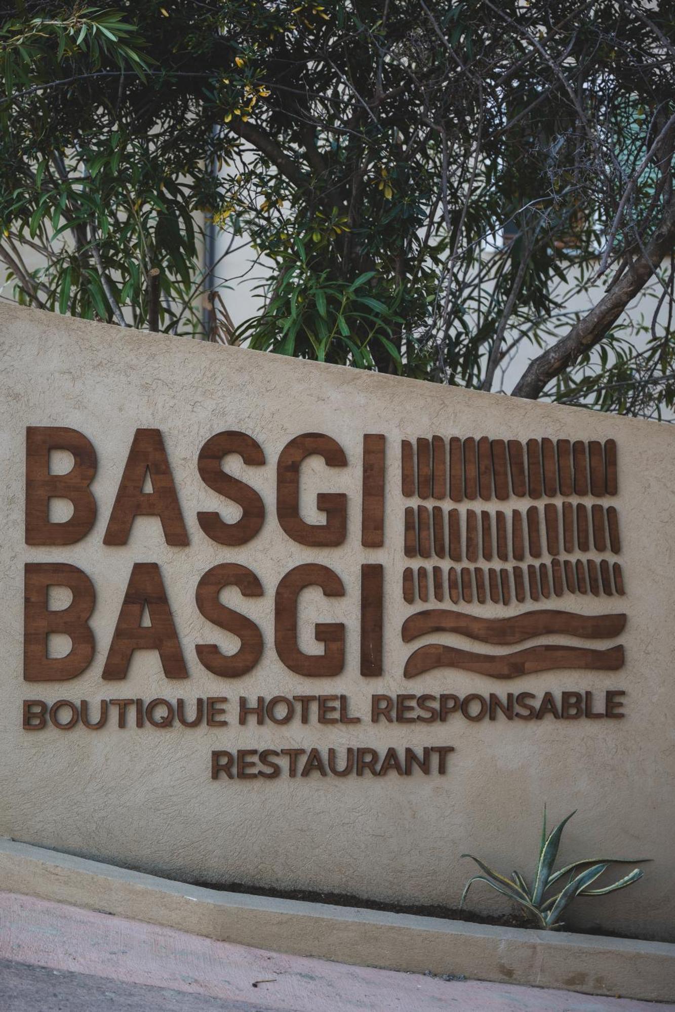Boutique Hotel Responsable Et Restaurant Basgi Basgi Saint-Florent  Exterior photo