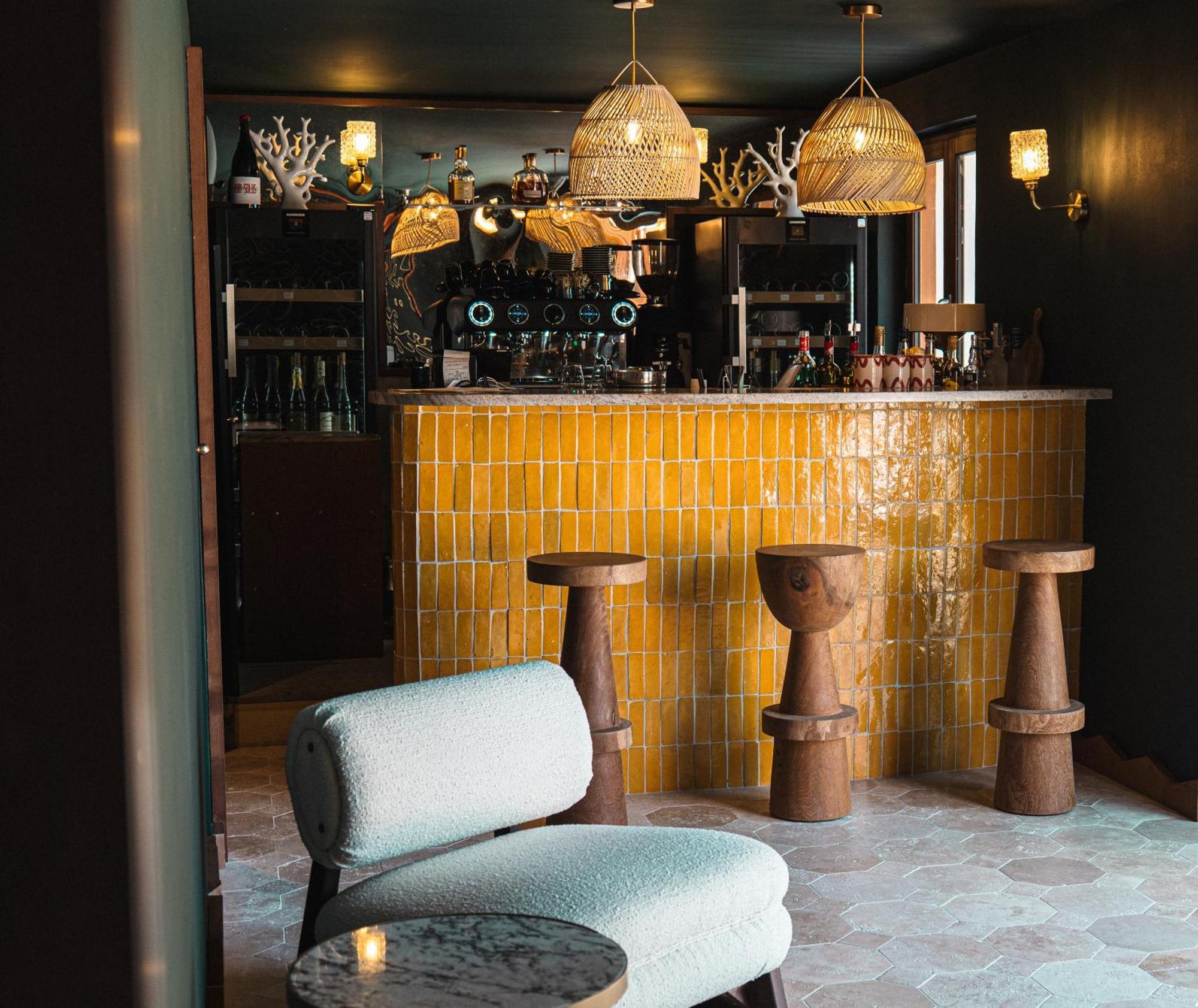 Boutique Hotel Responsable Et Restaurant Basgi Basgi Saint-Florent  Exterior photo