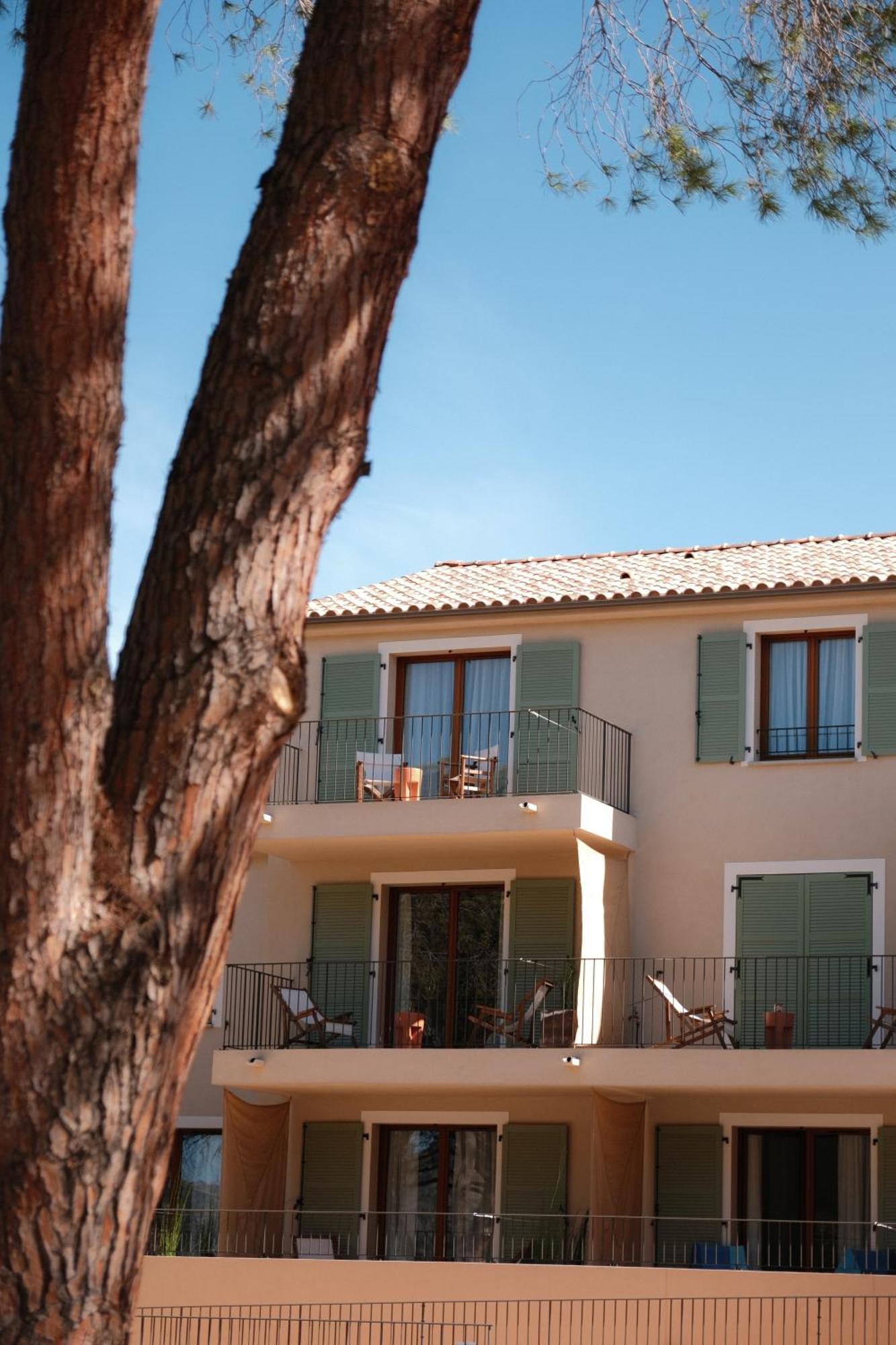 Boutique Hotel Responsable Et Restaurant Basgi Basgi Saint-Florent  Exterior photo