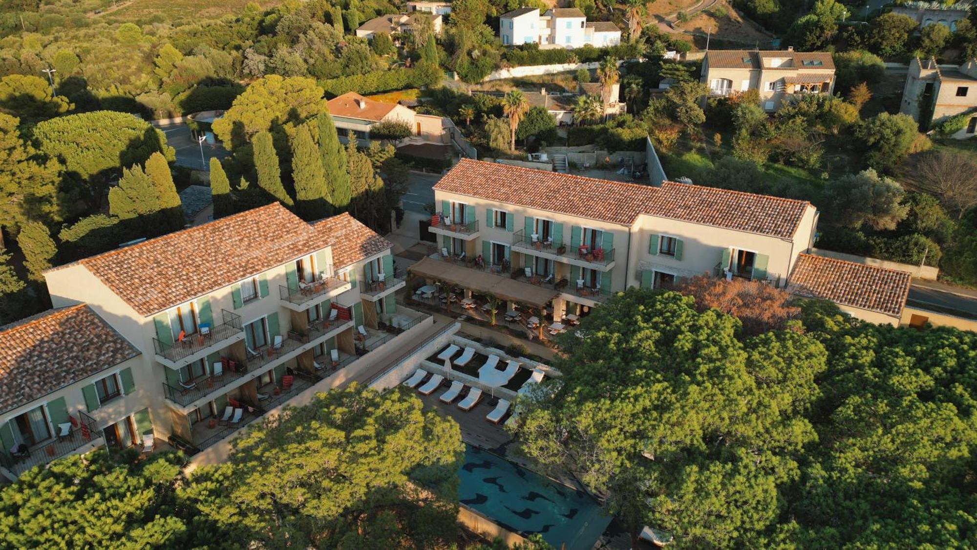 Boutique Hotel Responsable Et Restaurant Basgi Basgi Saint-Florent  Exterior photo